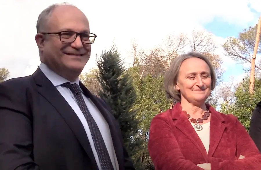 Giunta approva linee guida Contratto di Servizio Ama