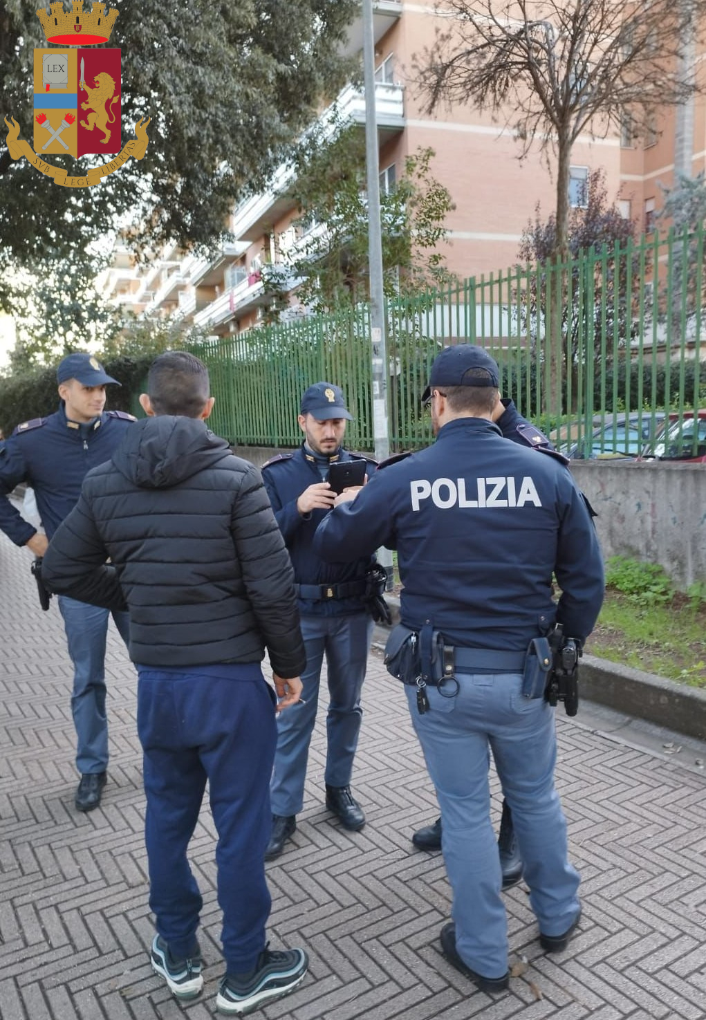 Roma, servizi ad alto impatto in zona San Basilio: arrestato 48enne italiano