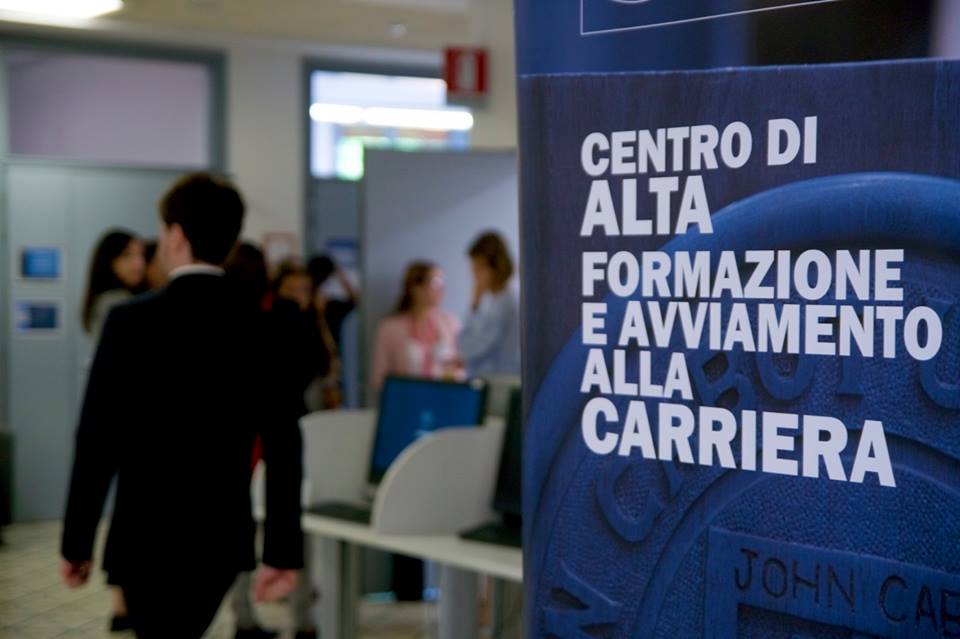 Lavoro, l'Intelligenza Artificiale per favorire l'orientamento