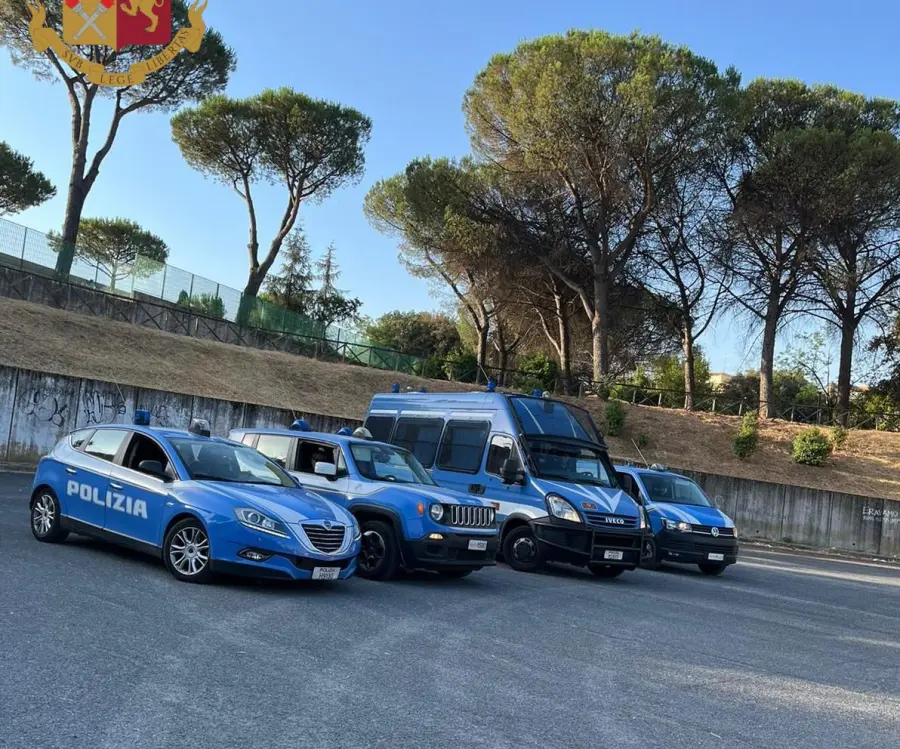 Roma, servizi ad Alto Impatto in zona San Basilio. Identificate 227 persone, controllati diversi veicoli e attività commerciali