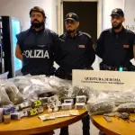 Roma, 12 arresti della Polizia di Stato nei confronti di soggetti gravemente indiziati di  detenzione ai fini di spaccio di sostanze stupefacenti