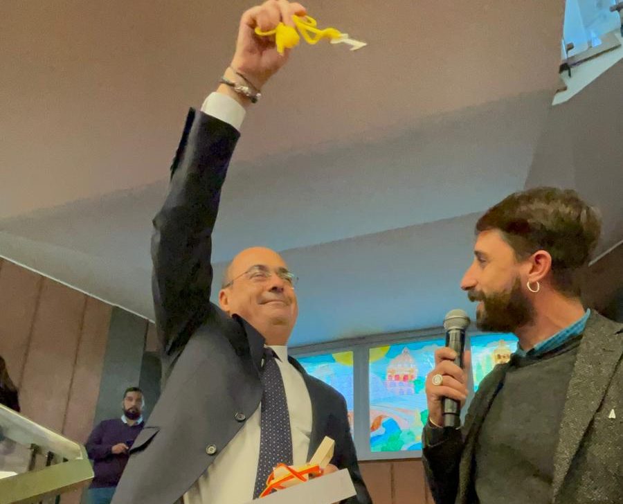 Regione Lazio, Ciacchieri consegna a Zingaretti chiavi simboliche VIII Municipio Roma e Garbatella