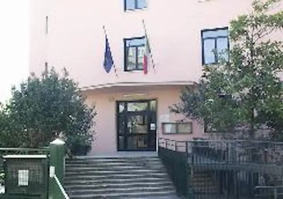 Rimosso amianto scuola "Carlo Evangelisti" a  Montespaccato. Giuseppetti: "Avviata bonifica per risolvere definitivamente problema"