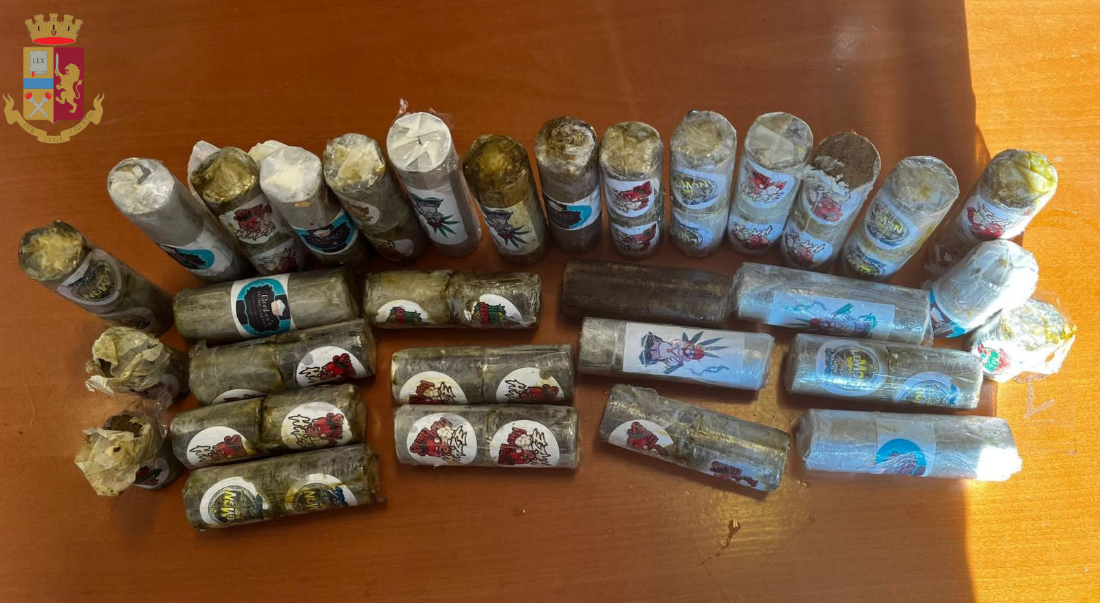 Roma, altra ondata di arresti da parte della Polizia di Stato: 7 le persone gravemente indiziate di detenzione ai fini di spaccio di sostanze stupefacenti