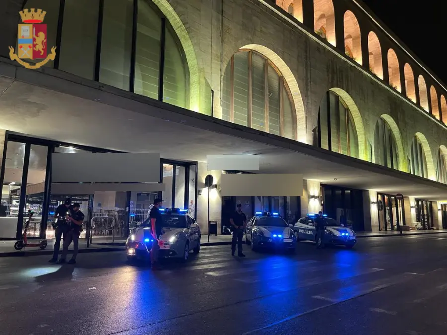 Halloween, controlli straordinari Polizia di Stato a Roma e provincia: controllati 5 esercizi commerciali
