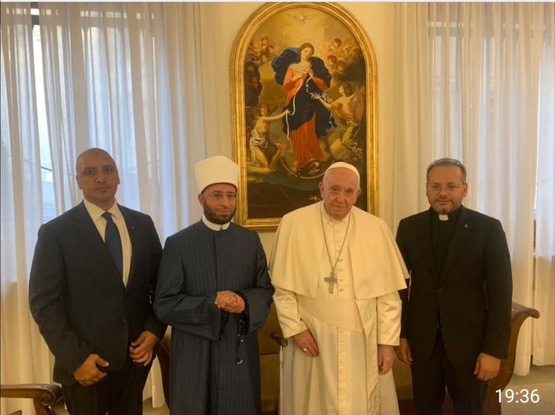 Sua Santità Papa Francesco ha incontrato lo Sceicco Osama Al-Azhari, Consigliere del Presidente egiziano