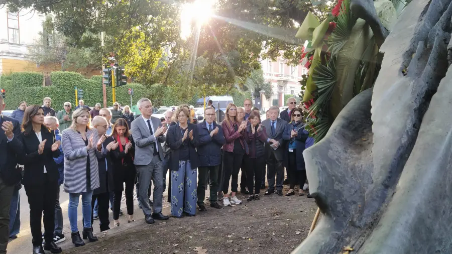 Fascismo, D'Elia al monumento Matteotti