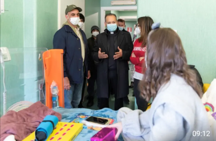 Il Vice Primo Ministro e il Presidente degli Emirati Arabi Uniti hanno contribuito alla costruzione dell'Ospedale "Bambino Gesù del Cairo