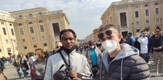 Leonard all’Angelus di Papa Francesco contro il caporalato. Iacovone (Cobas): “Abbiamo ricevuto più attenzioni da Santa Sede che da Gualtieri” (FOTO)